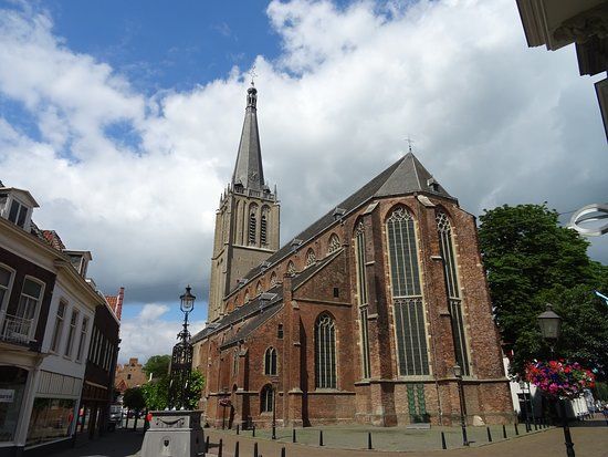 Doesburger Grotekerk of Martinikerk
